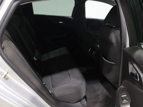 Used 2016 Chevrolet Malibu LT FWD image 21