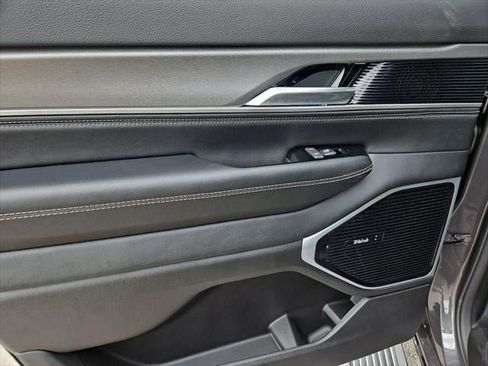New 2026 Jeep Grand Wagoneer Limited AWD/4WD image 47
