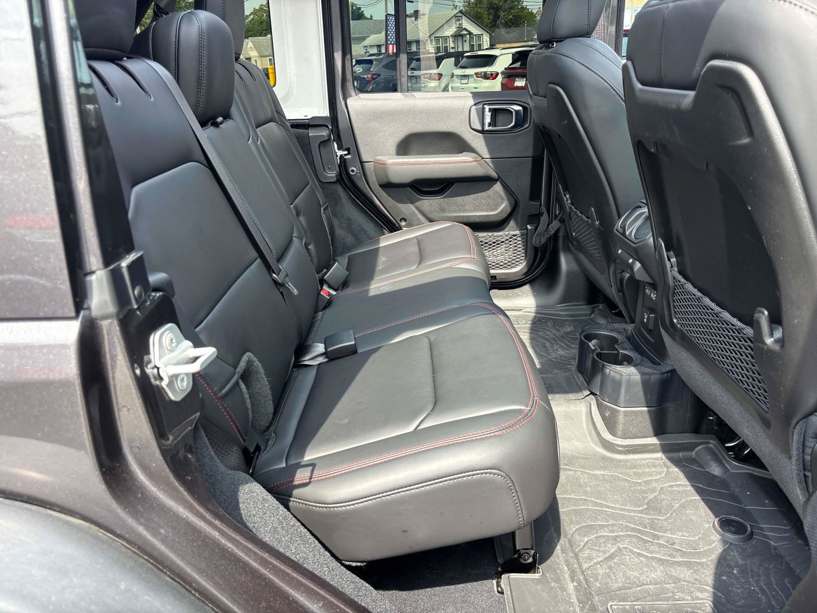 Certified 2025 Jeep Wrangler 4WD Unlimited Rubicon w/ Convenience Group image 18