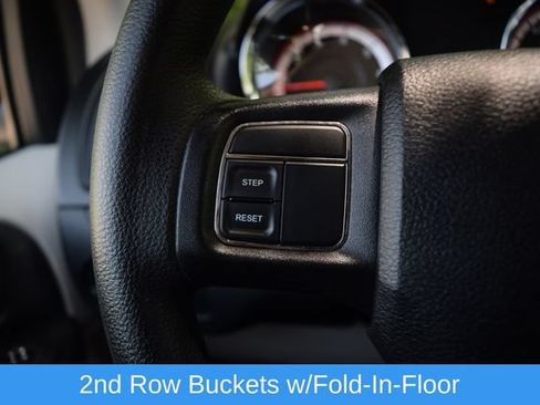 Used 2014 Dodge Grand Caravan American Value Package FWD image 6