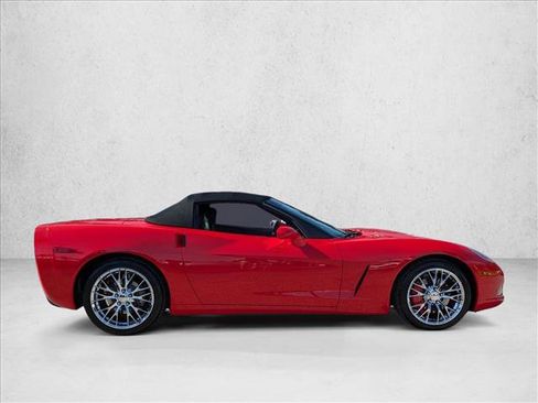 Used 2011 Chevrolet Corvette Convertible w/ 1LT image 4