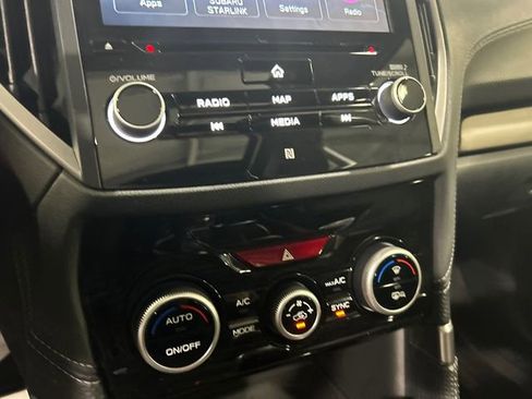 Certified 2022 Subaru Forester Limited image 18