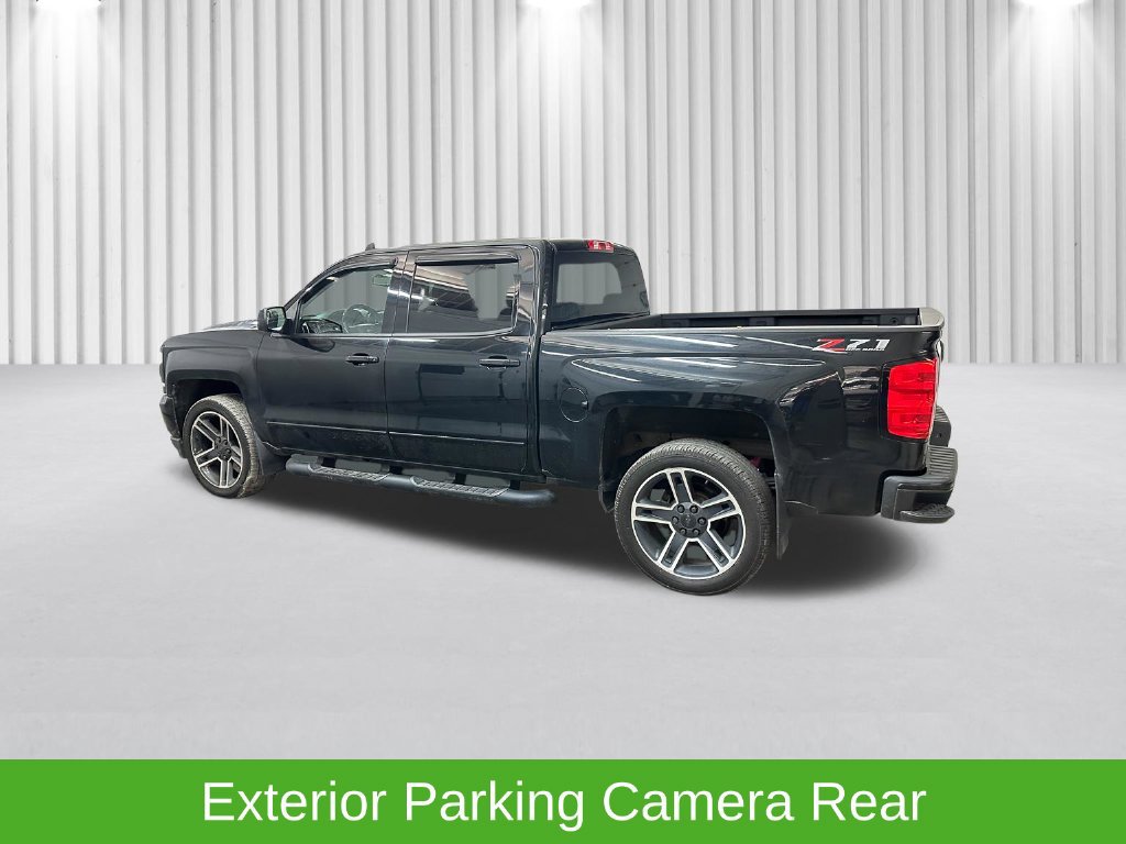 Used 2018 Chevrolet Silverado 1500 LT w/ LPO, Black Pack AWD/4WD image 10
