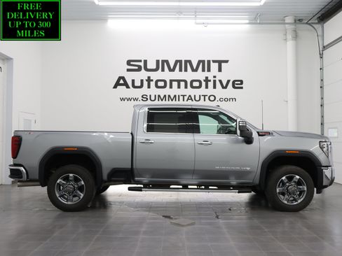 Used 2025 GMC Sierra 2500 SLT w/ SLT Premium Package AWD/4WD image 1