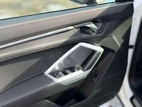 Used 2025 Audi Q3 2.0T Premium image 20