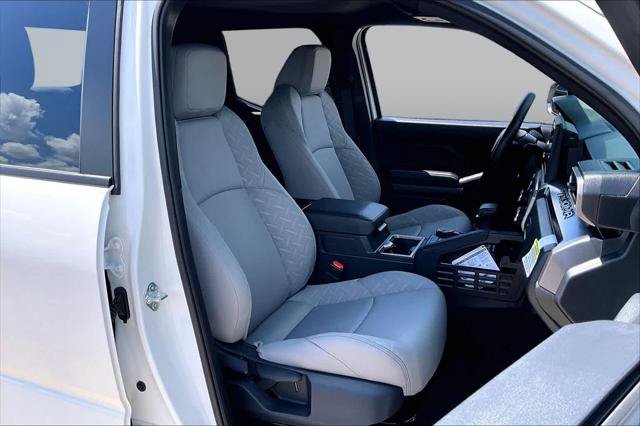 Certified 2026 Toyota Tacoma SR5 AWD/4WD image 9