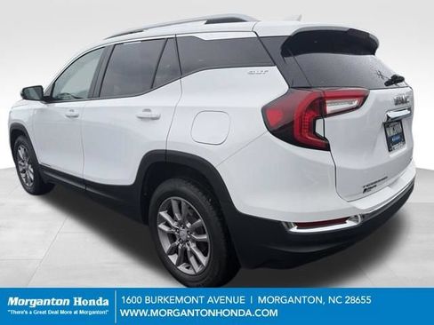 Used 2024 GMC Terrain SLT AWD/4WD image 6