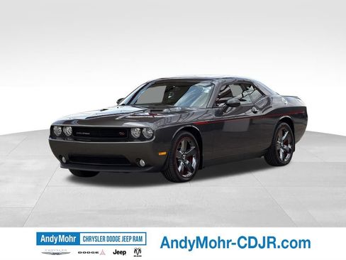 Used 2013 Dodge Challenger R/T w/ R/T Redline Group RWD image 3