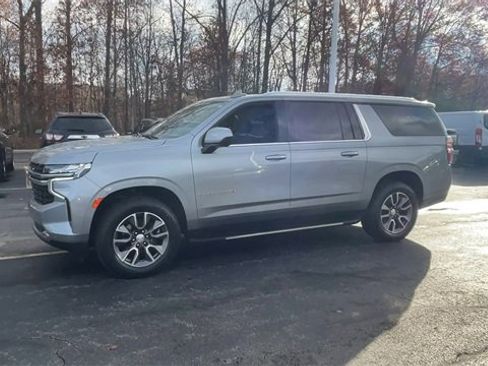 Certified 2023 Chevrolet Suburban LS image 4