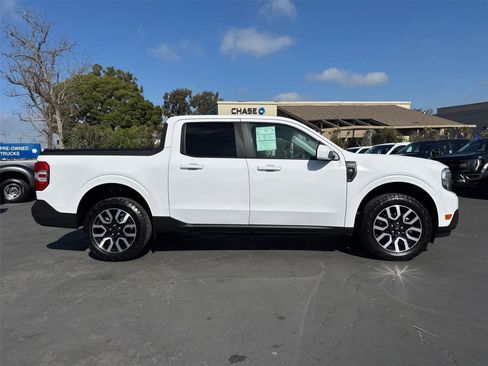 Certified 2022 Ford Maverick Lariat w/ Lariat Luxury Package image 7