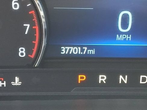 Used 2023 Ford Explorer XLT w/ Equipment Group 202A AWD/4WD image 20