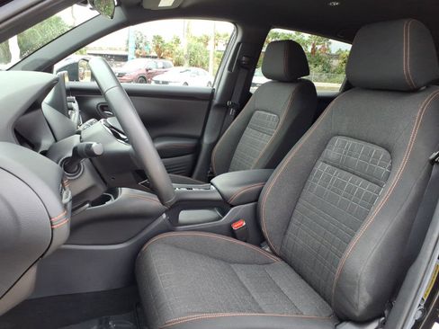 Used 2024 Honda HR-V Sport image 5