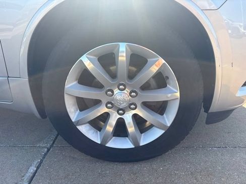 Used 2017 Buick Enclave Premium w/ Experience Buick Package AWD/4WD image 49