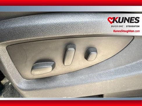 Used 2015 GMC Sierra 1500 SLT w/ Suspension Package, Off-Road AWD/4WD image 30