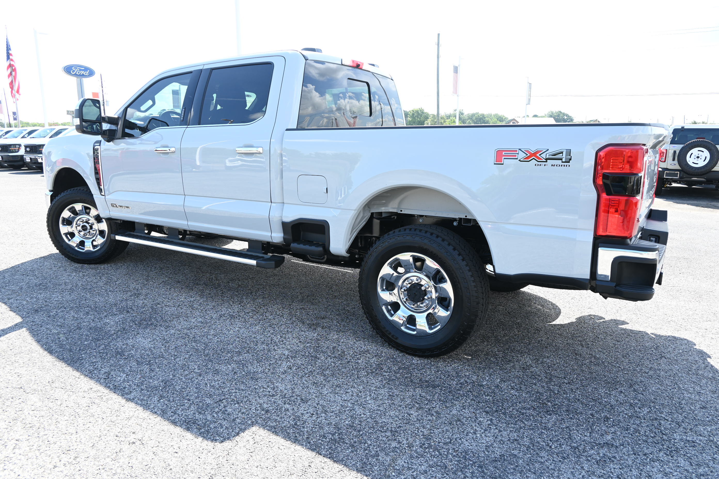 New 2026 Ford F250 Lariat w/ Chrome Package AWD/4WD image 7