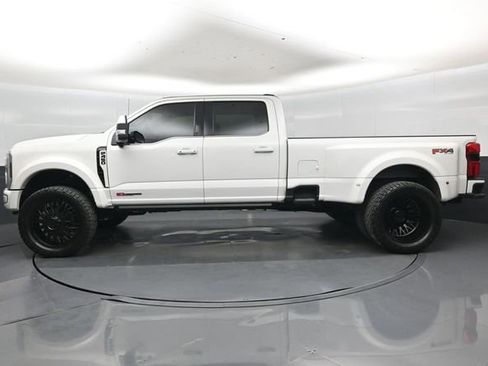 Used 2024 Ford F450 Limited w/ FX4 Off-Road Package AWD/4WD image 9