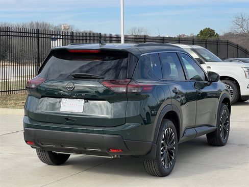 New 2026 Nissan Rogue SV image 4