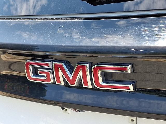 Used 2026 GMC Acadia Elevation w/ Elevation Premium Package FWD image 30