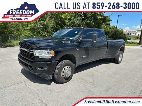 Certified 2022 RAM 3500 Big Horn w/ Level A Equipment Group AWD/4WD image 1