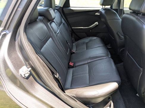 Used 2012 Ford Focus SEL FWD image 32