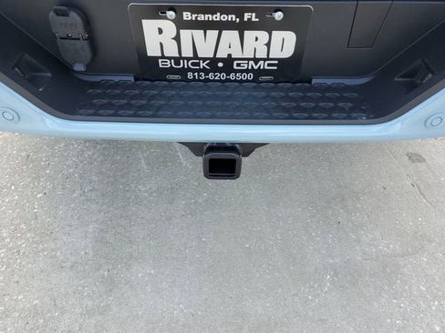 New 2026 GMC Canyon Denali image 9