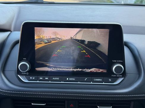 Certified 2023 Nissan Rogue S image 27