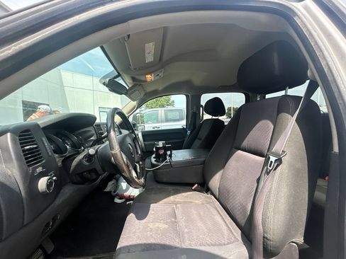 Used 2014 Chevrolet Silverado 2500 LT w/ Interior Plus Package AWD/4WD image 2