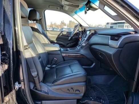 Used 2018 Chevrolet Tahoe LT image 11