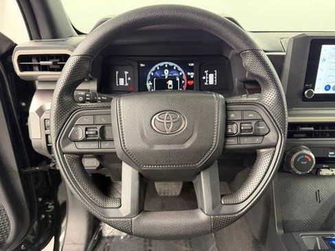 Certified 2026 Toyota Tacoma SR5 AWD/4WD image 23