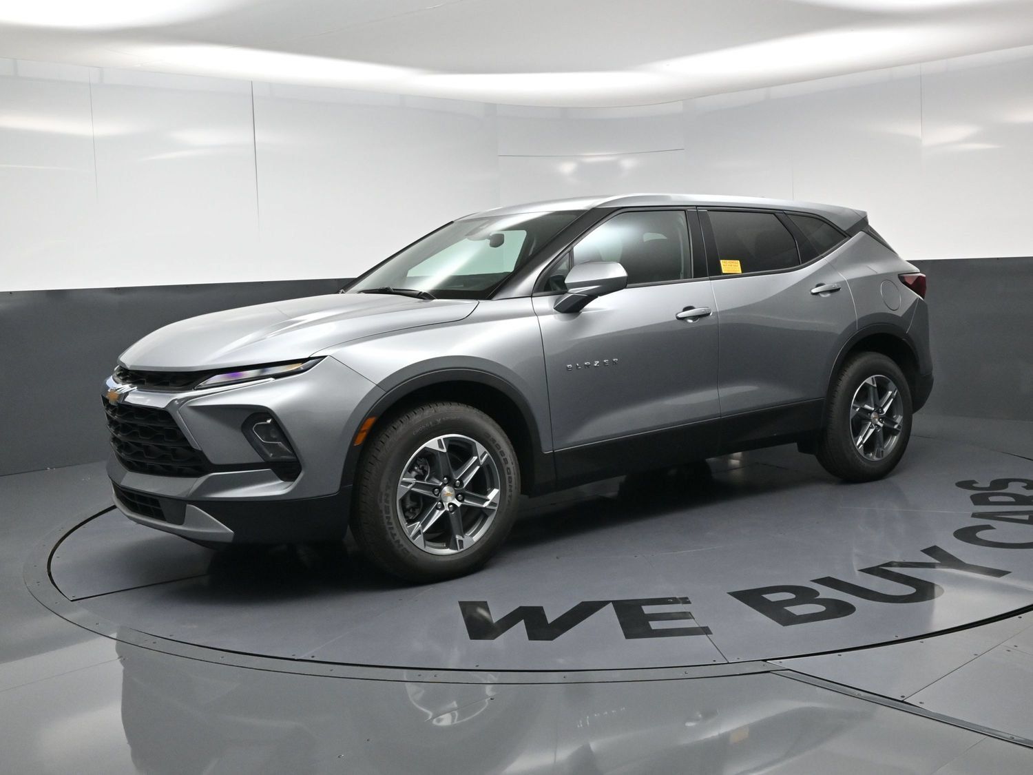 Used 2026 Chevrolet Blazer LT FWD image 11