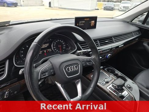 Used 2018 Audi Q7 3.0T Premium image 16