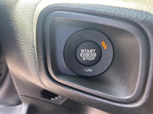 Used 2025 Jeep Wrangler Unlimited Sport AWD/4WD image 40