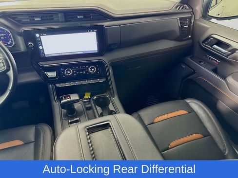 Used 2022 GMC Sierra 1500 AT4 w/ AT4 Premium Package image 32