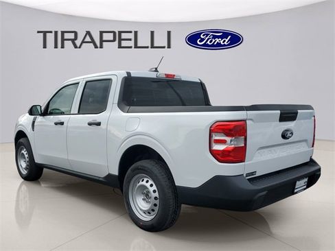 New 2025 Ford Maverick XL image 3