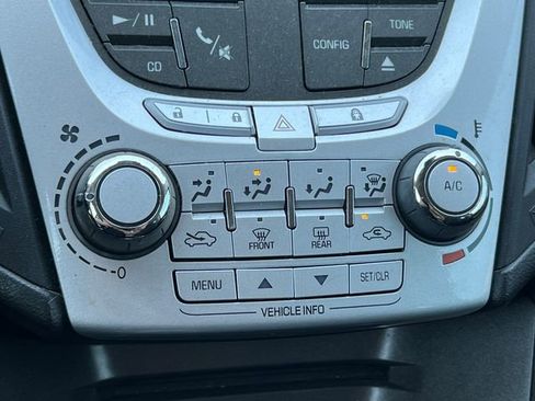 Used 2015 Chevrolet Equinox LS FWD image 9