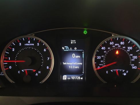 Used 2017 Toyota Camry SE image 23