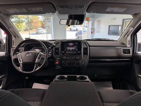Used 2024 Nissan Titan SV w/ Accessory Utility Package image 20