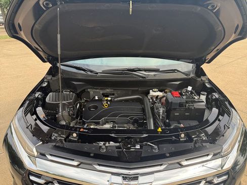 Used 2025 Chevrolet Equinox LT image 34