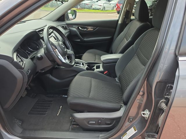 Used 2019 Nissan Rogue SV w/ Premium Package AWD/4WD image 9