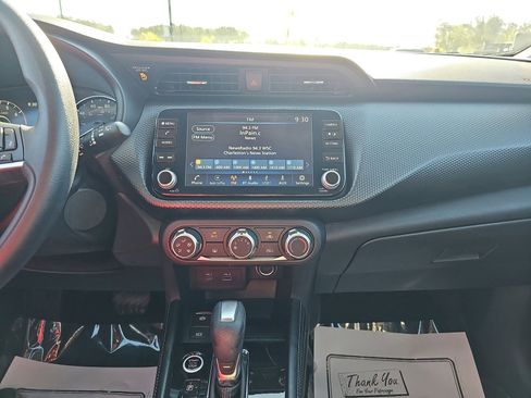 Used 2024 Nissan Kicks SV image 20