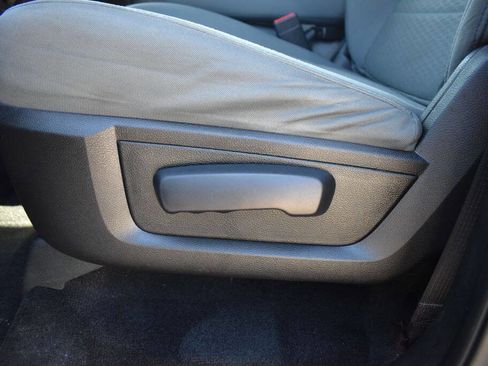 Used 2017 RAM 1500 Outdoorsman image 13