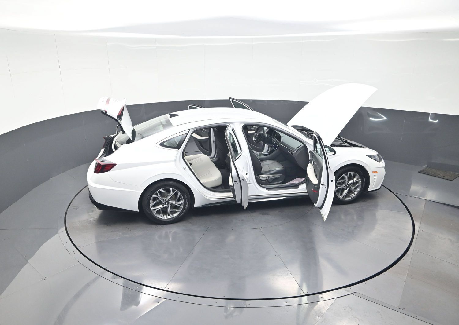 Used 2023 Hyundai Sonata SEL w/ Cargo Package FWD image 14