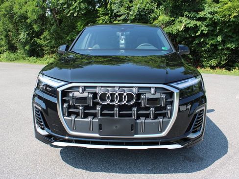 New 2025 Audi Q7 3.0T Premium Plus image 3