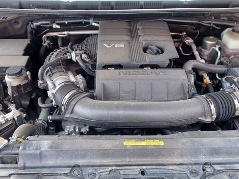 Used 2022 Nissan Frontier SV image 9