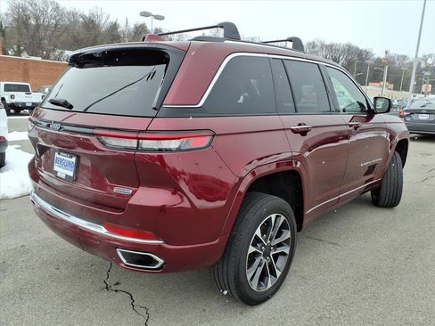 Used 2022 Jeep Grand Cherokee Overland w/ Luxury Tech Group IV image 4