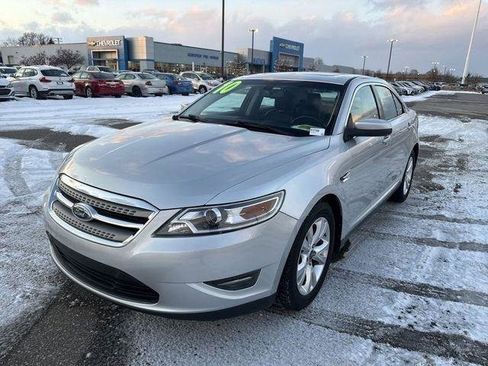 Used 2010 Ford Taurus SEL FWD image 6