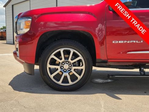 Used 2022 GMC Canyon Denali AWD/4WD image 8