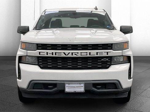 Used 2022 Chevrolet Silverado 1500 Custom w/ LPO, Blackout Package image 2