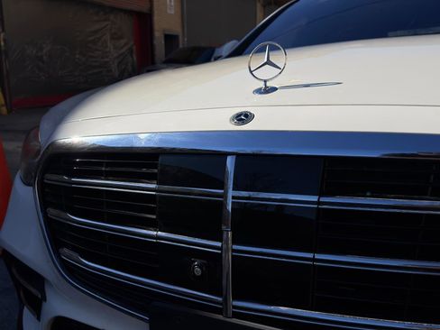 Used 2021 Mercedes-Benz S 580 4MATIC Sedan w/ AMG Line image 10