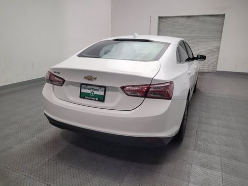Used 2022 Chevrolet Malibu LT FWD image 7